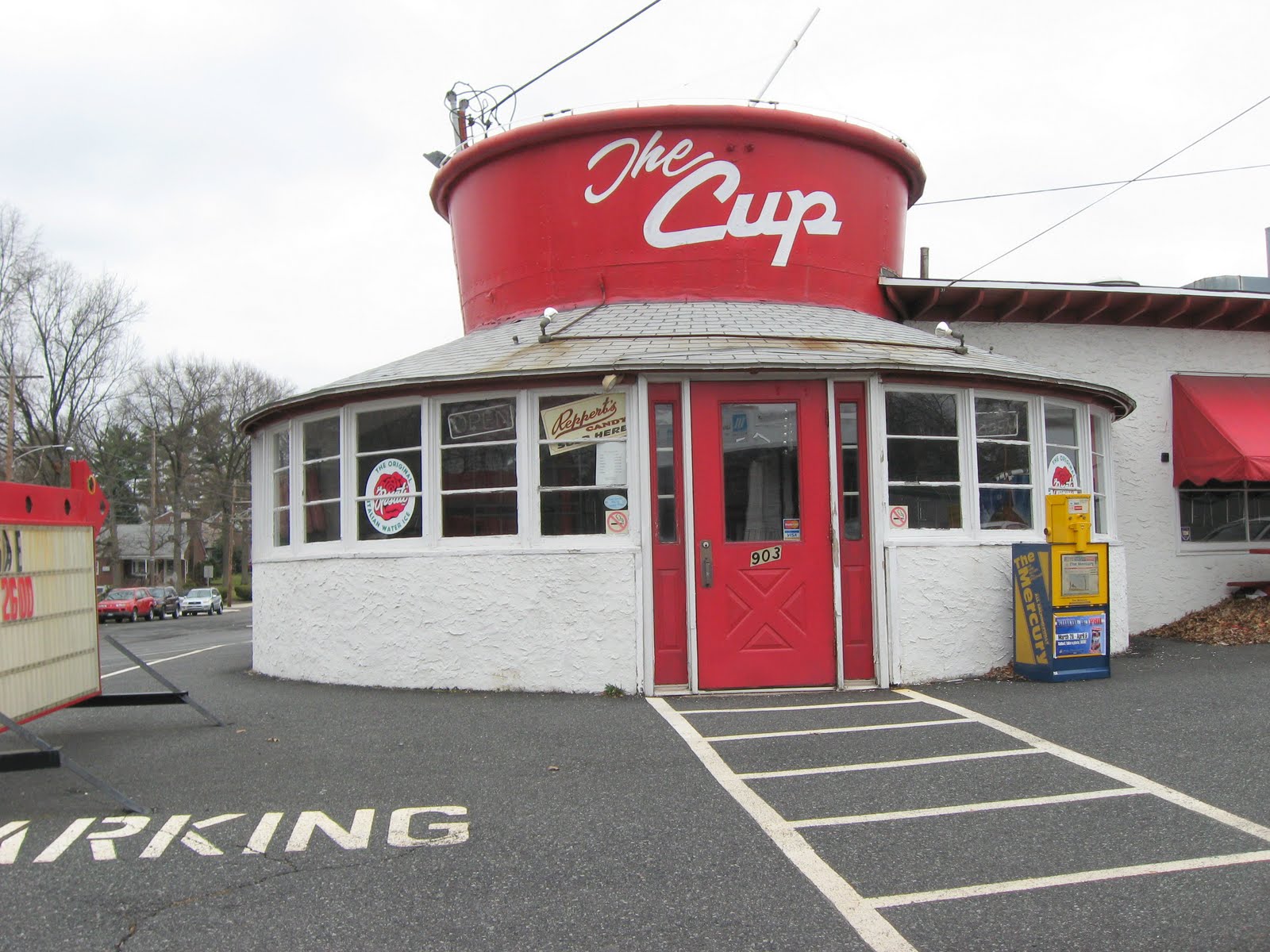 Pottstown The Cup Cupshaped Building Unusual buildings, Vintage