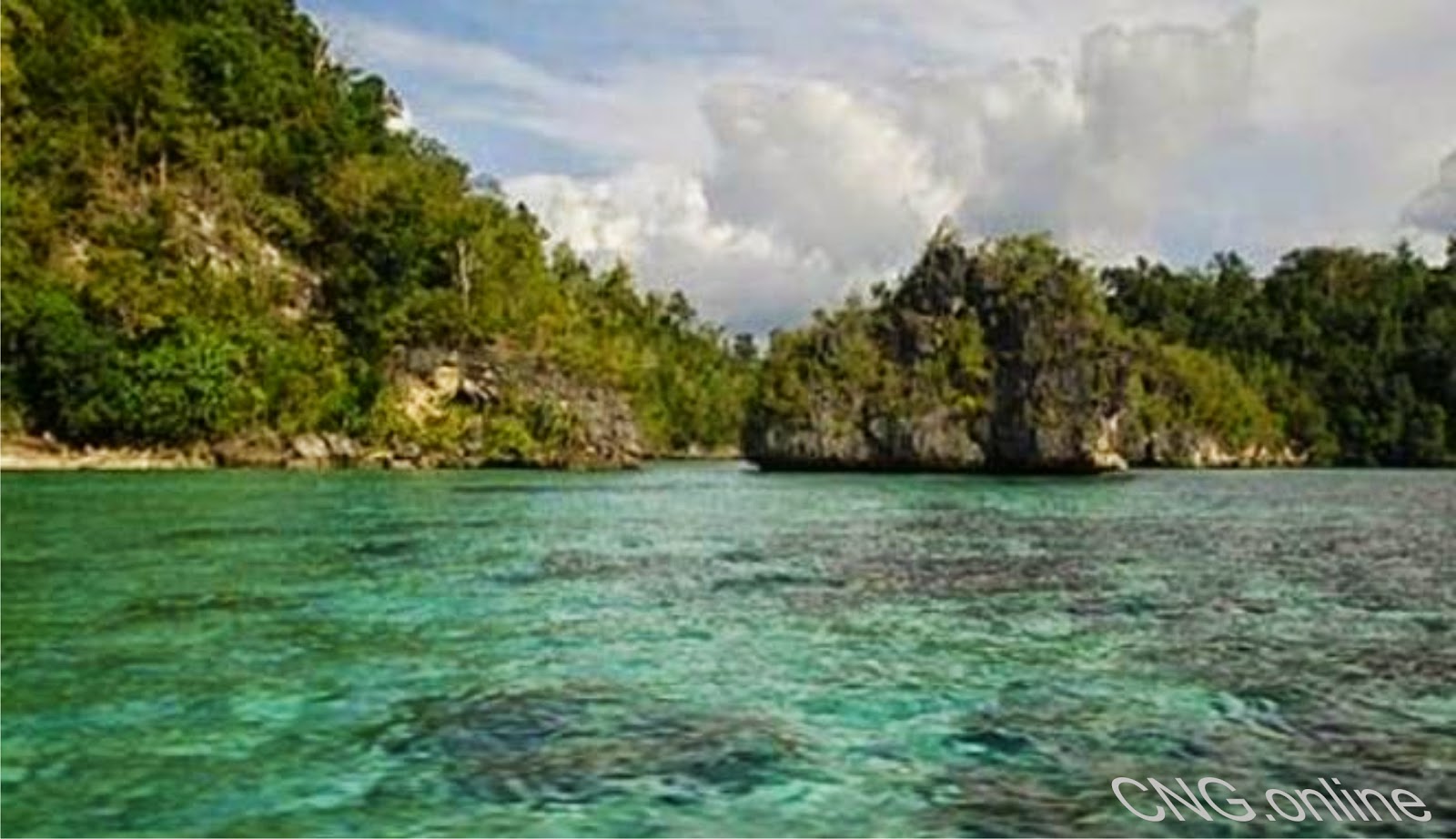 Mengenal Asal Usul Pulau Cantik Poya Lisa. | Danau Indah Tersembunyi di