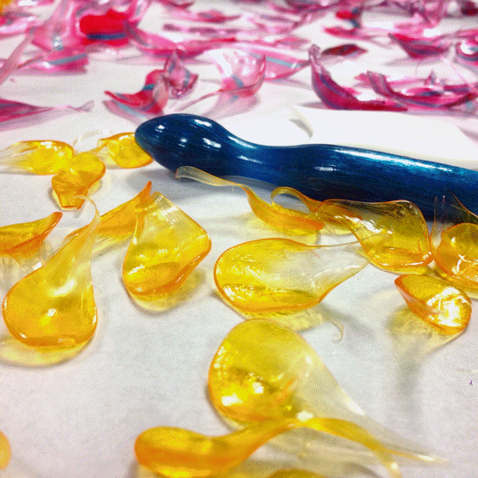 Pulled Sugar Petals and Dragonfly Pulled Sugar Petals and Dragonfly