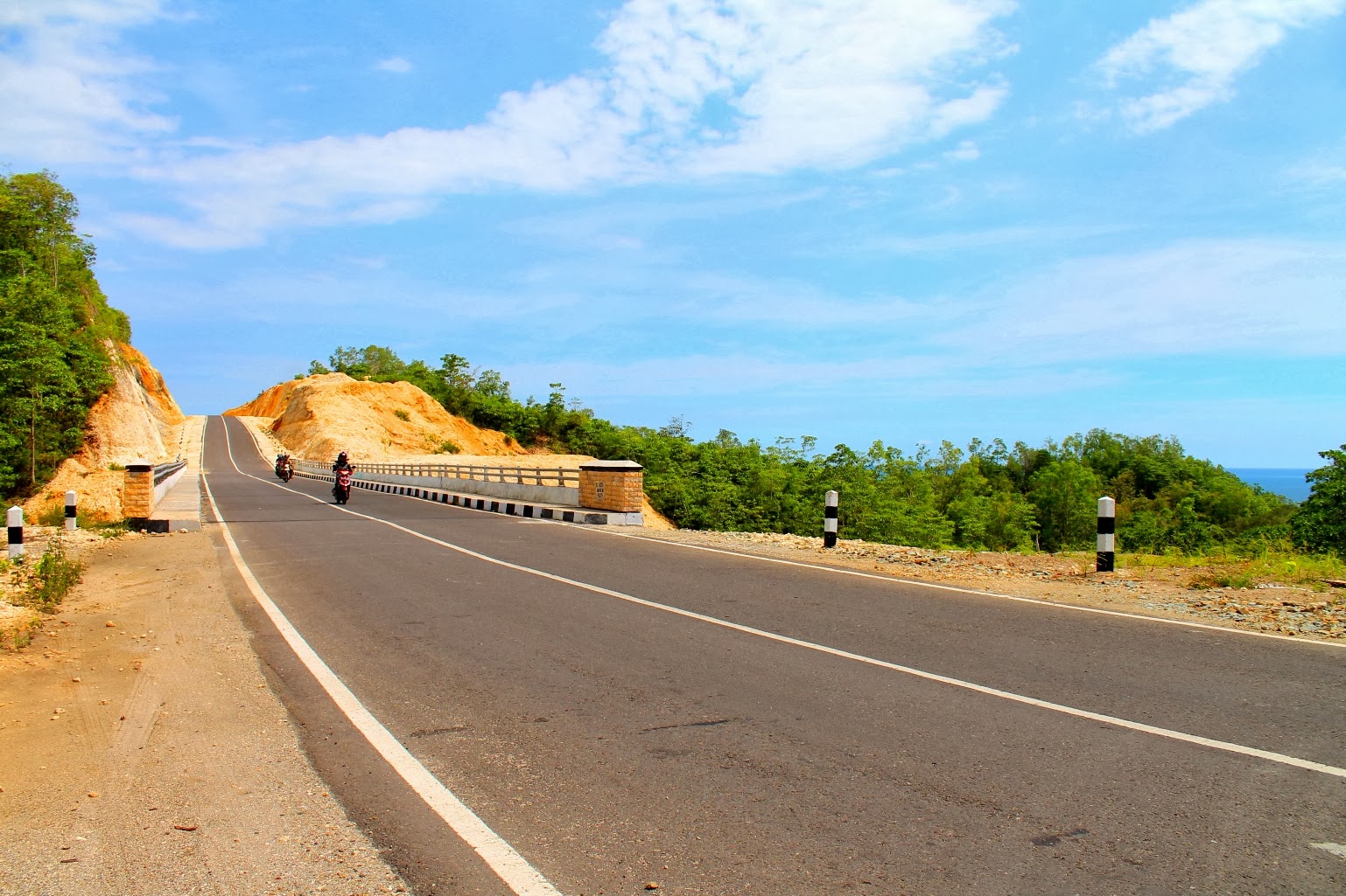 TEROPONG JALAN: Jalur Lintas Selatan