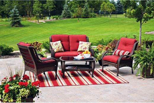 tips to choose better home and garden patio furniture