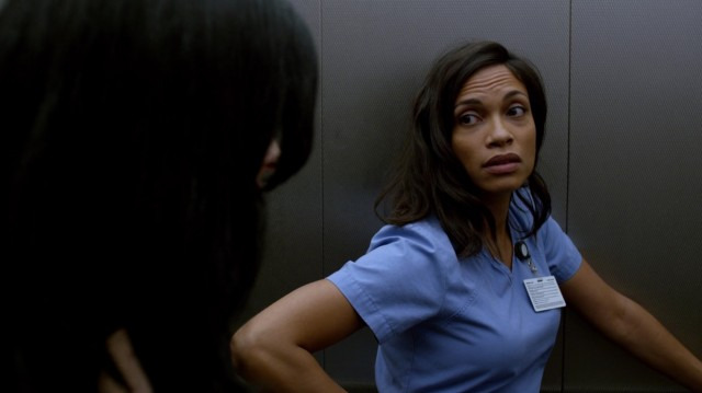 rosario dawson en jessica jones jessica jones l anti h 233 roine qui devient une super rosario dawson en jessica jones jessica jones l anti h 233 roine qui devient une super