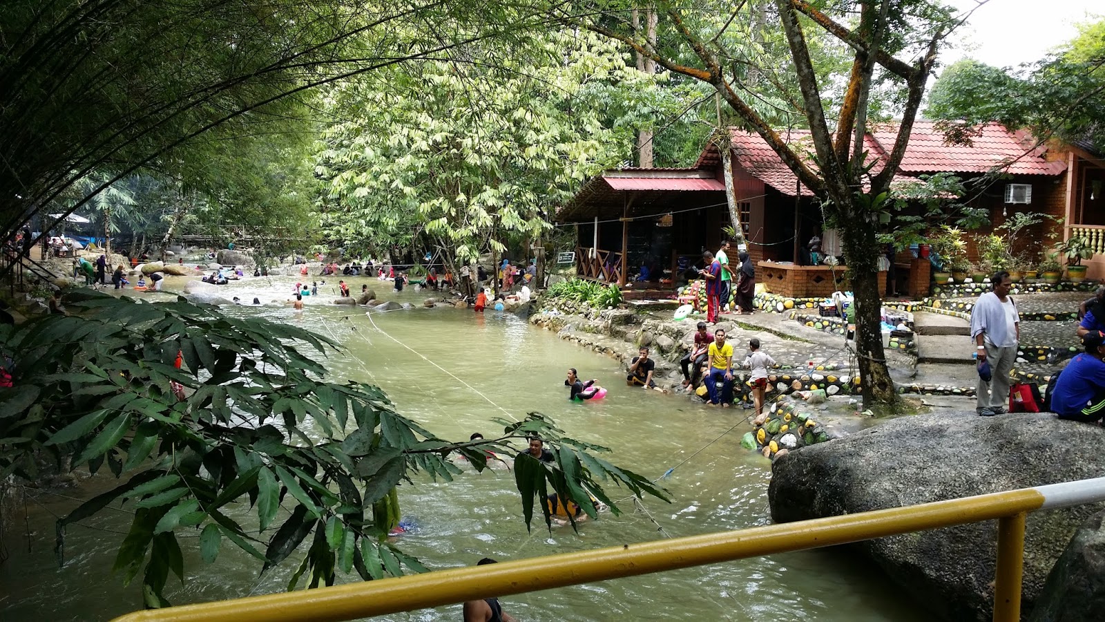 Harum manis: kalumpang resort tanjung malim