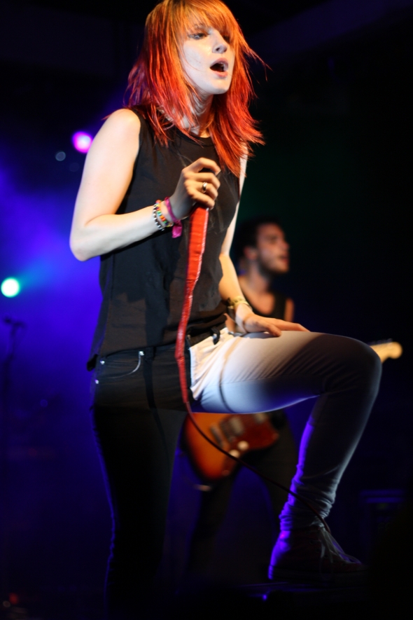 Hayley+williams+paramore+live