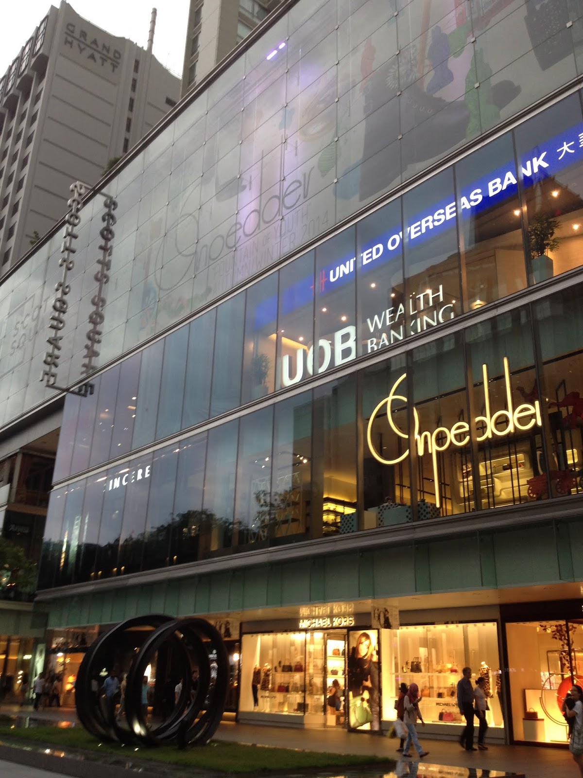 Chaos and Kanji: A Quick Stroll Down Orchard Road: Singapore's Main Shopping  Street