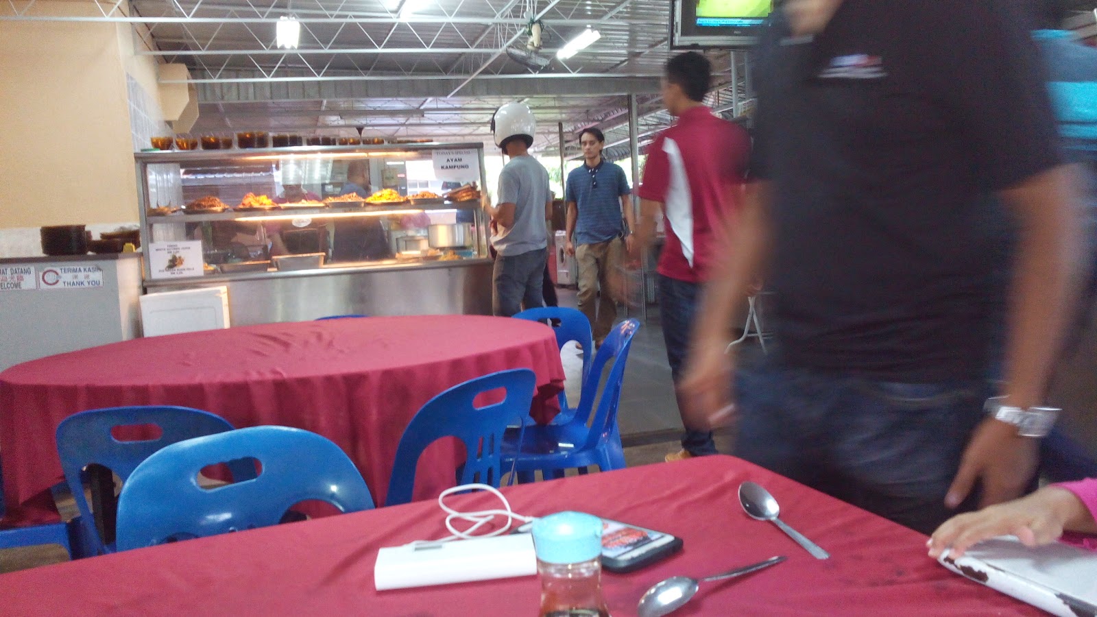 Love Is All Around Kari Kepala Ikan Sungai Ara