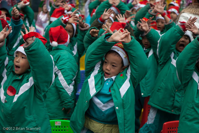 Christmas chinese western celebrate HAPPY MEDIUM STUDIOS: CHRISTMAS IN CHINA