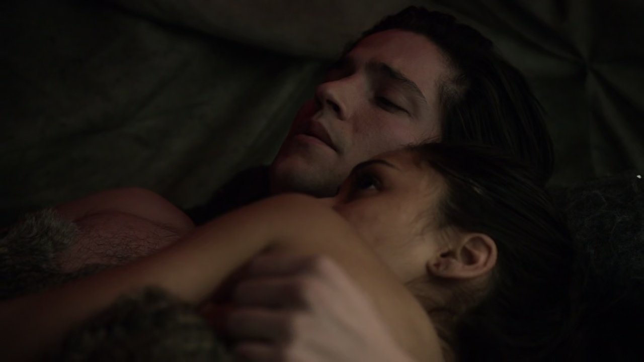 Секс с худенькой русой блядью Lindsey Love завершился оргазмом девушки Секс с худенькой русой блядью Lindsey Love завершился оргазмом девушки