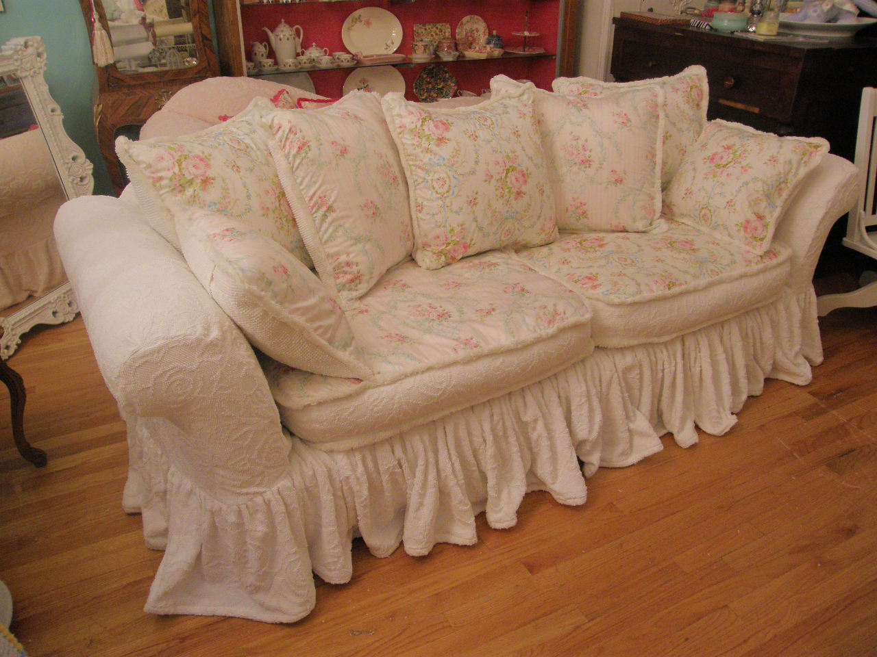 Vintage Chic Furniture Schenectady NY Shabby Chic Slipcovered Sofa