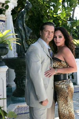 FANS DE MI CORAZON INSISTE EN RUMANIA: Rossana San Juan 3