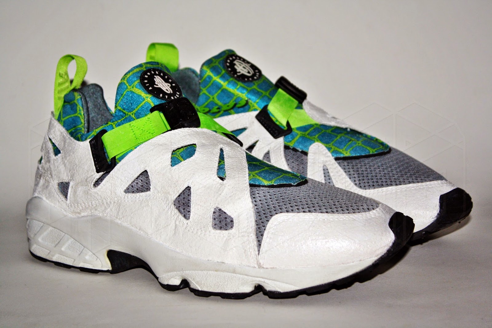 nike air huarache plus