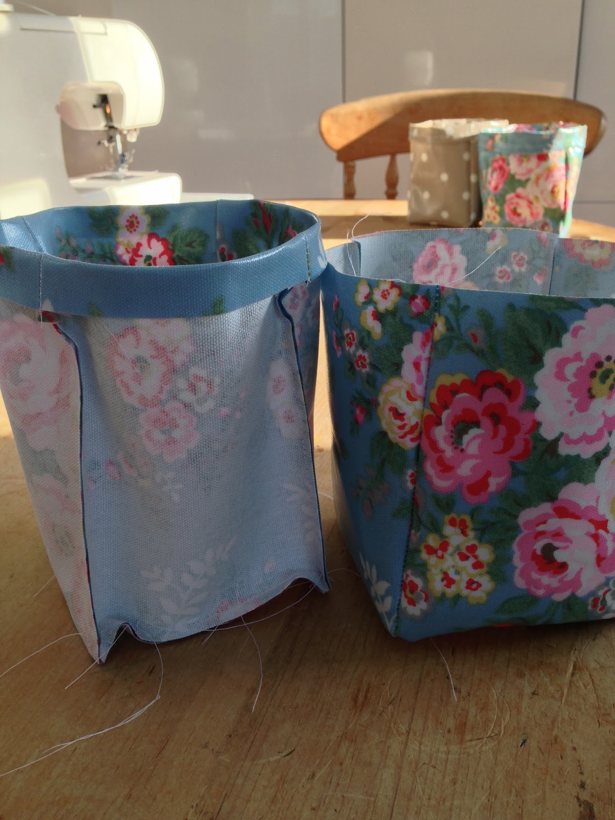 CRAFTY RED Oil Cloth box tutorial