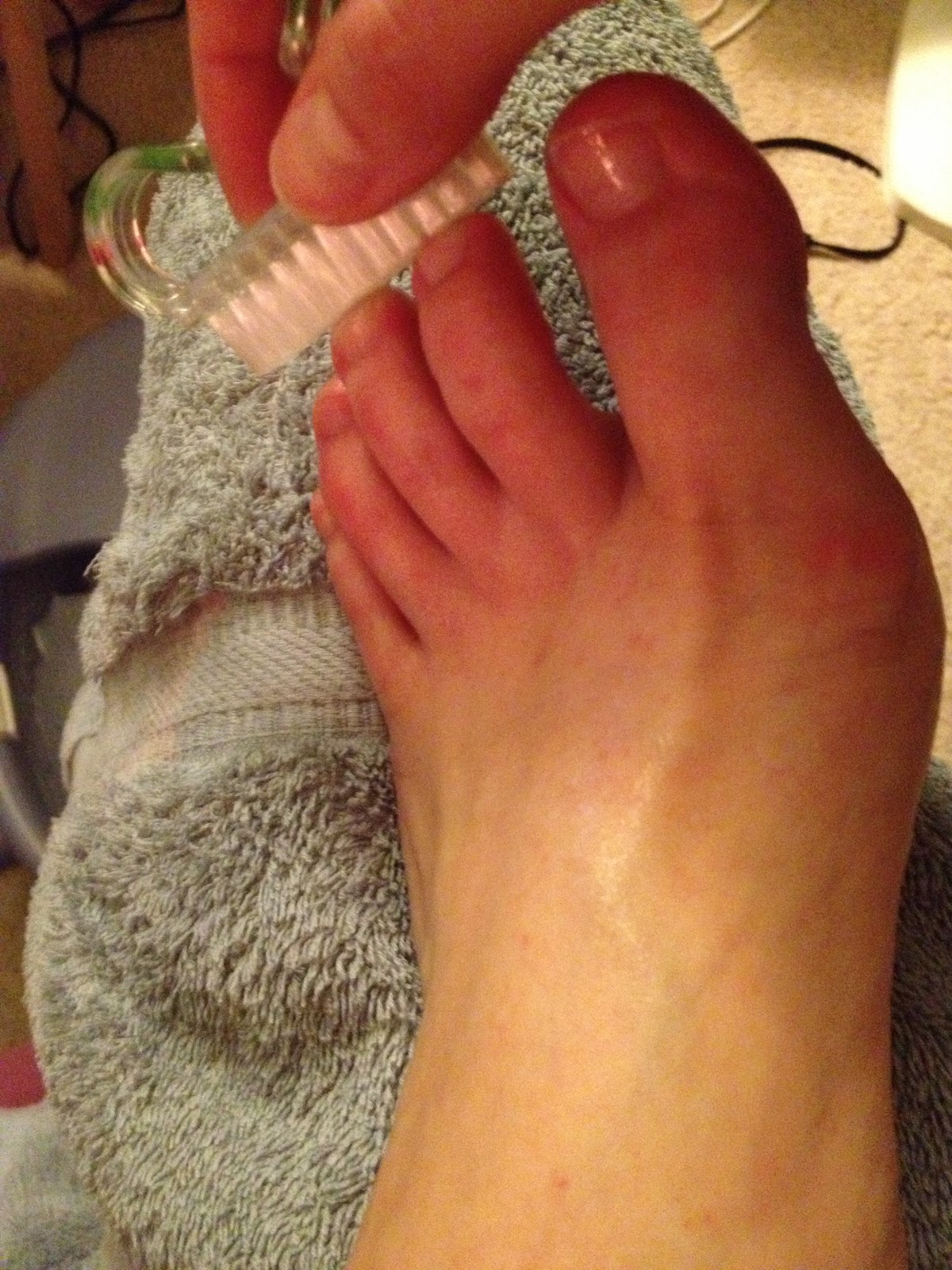 Make It Work Sam DIY Pedicure