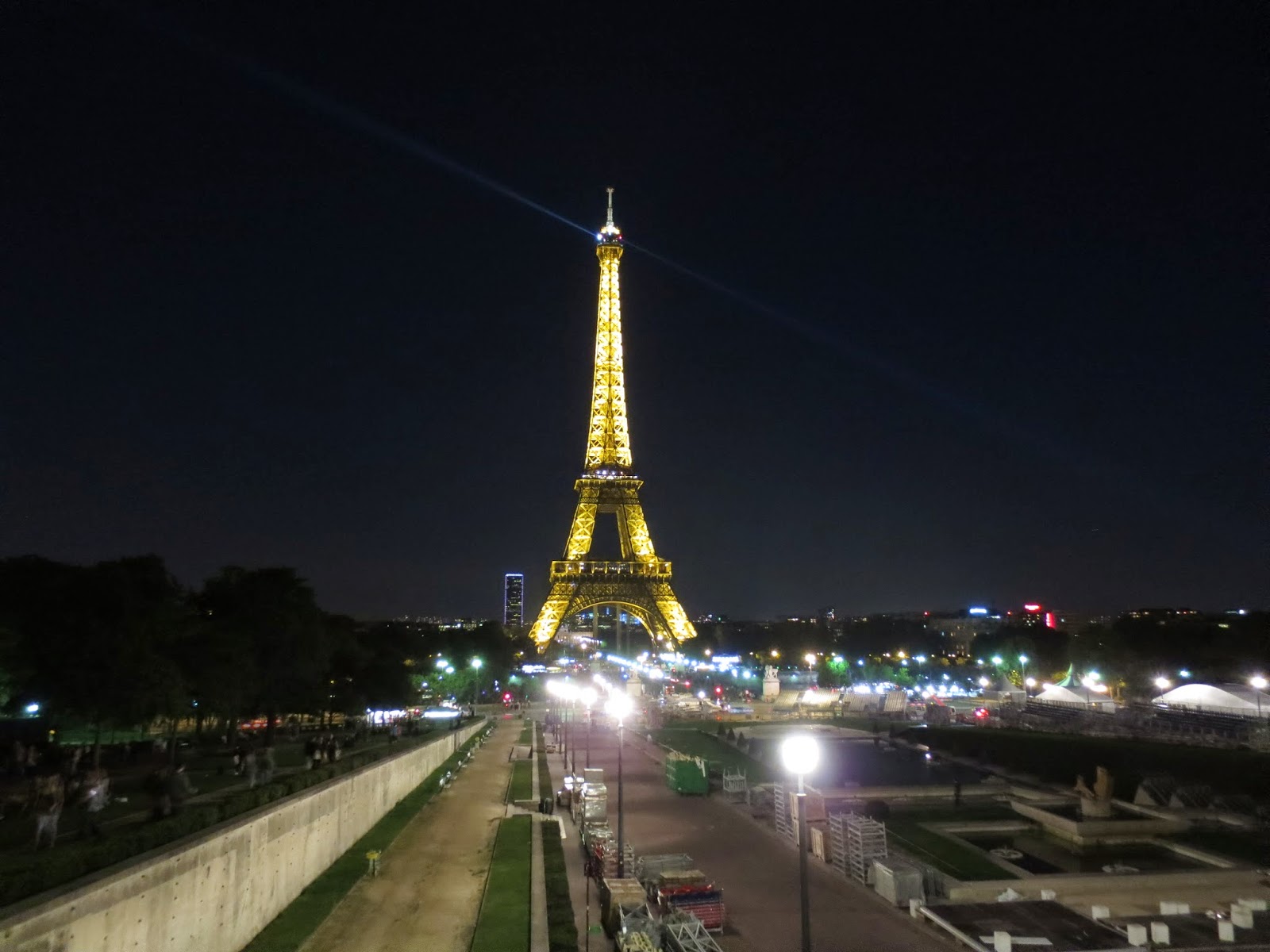 Wanderlust Paryz Organizacja Wyjazdu Komunikacja Miejska Nocleg