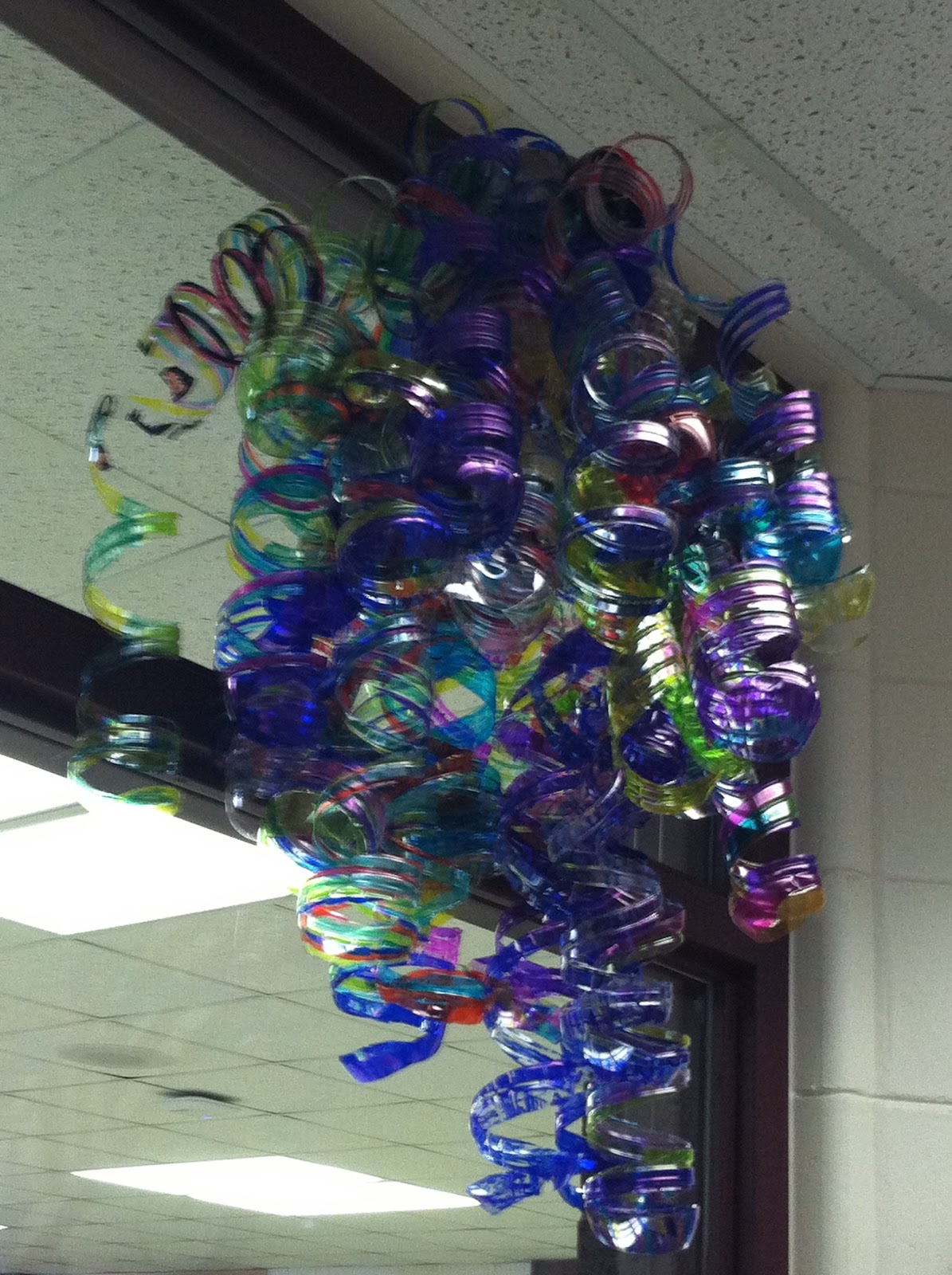West Salem Visual Arts 3rd Graders Channel Glass Artist Dale Chihuly