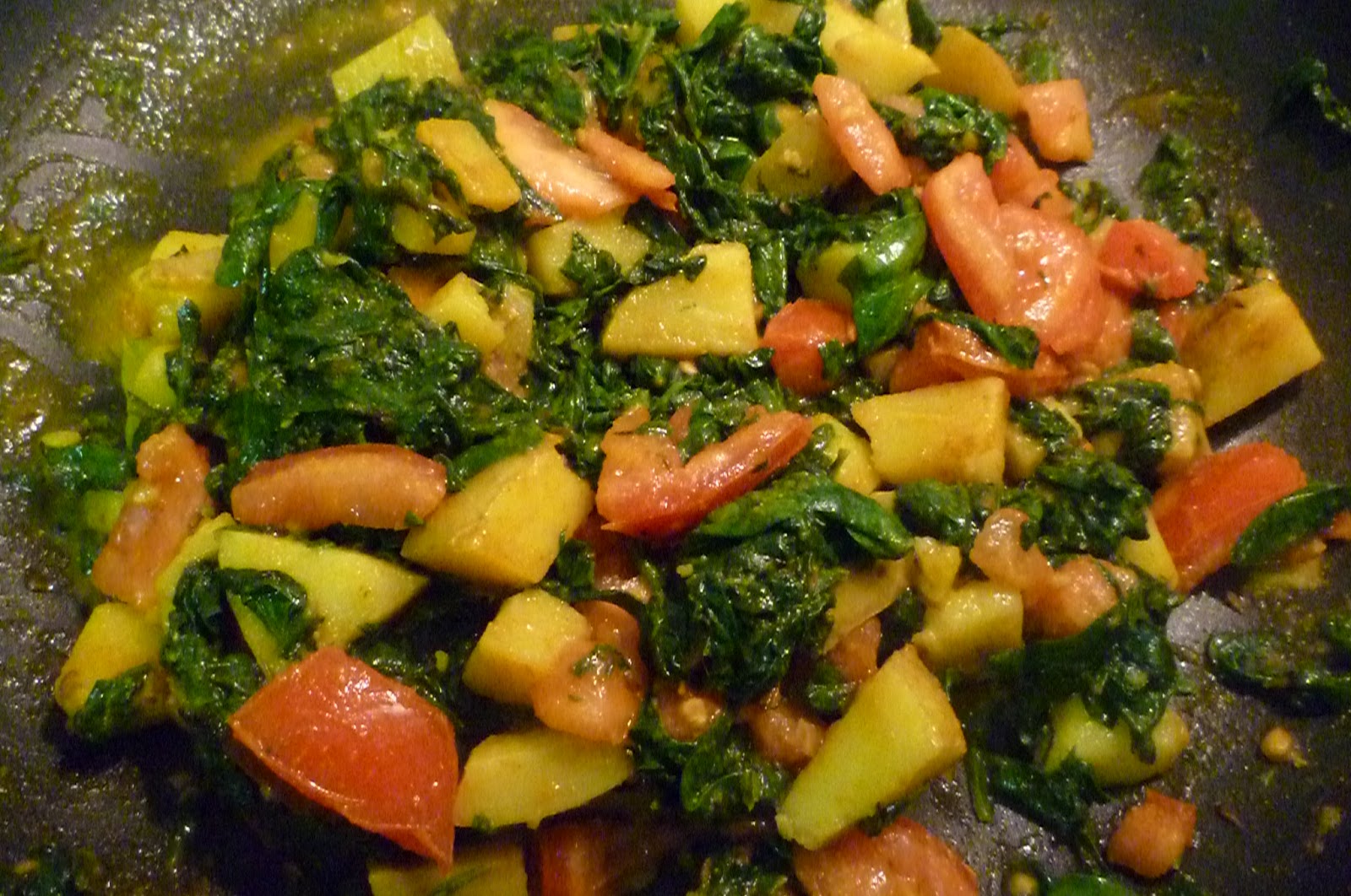 MARWARI RASOI Aloo Palak ki Sabzi (spinach with potato and tomato)