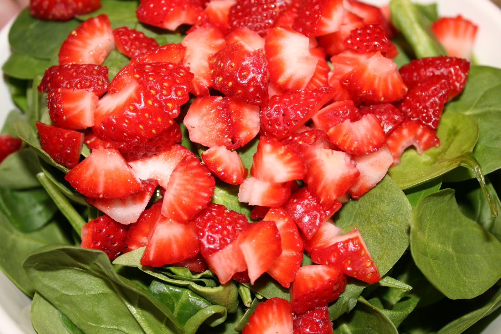 everything to entertain Easy Way To Hull A Strawberry