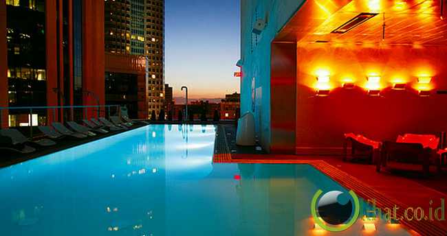 Rooftop Pool di The Standard Downtown, Los Angeles, AS