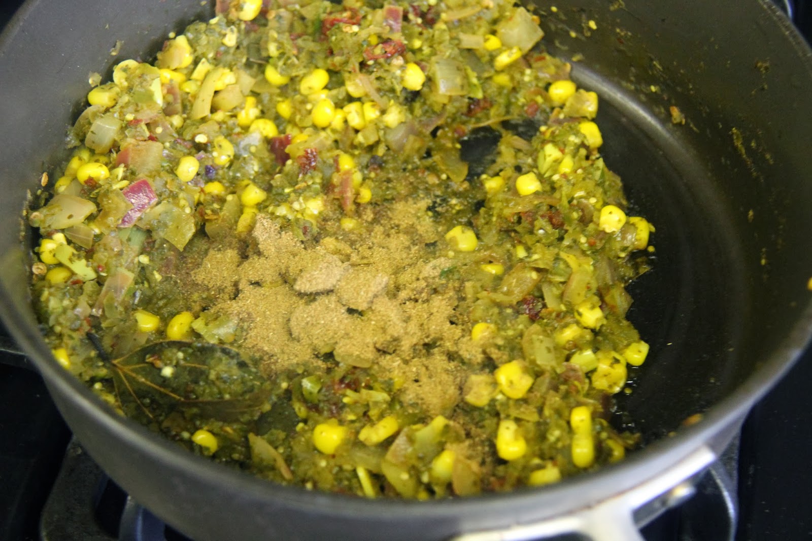Yummilicioussss! Mexican Black Bean and Tomatillo Rice