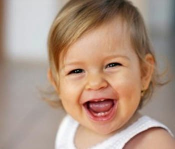 Kedutan Mata Kanan ? Ini Alamat dan Firasat Lengkapnya Menurut Primbon