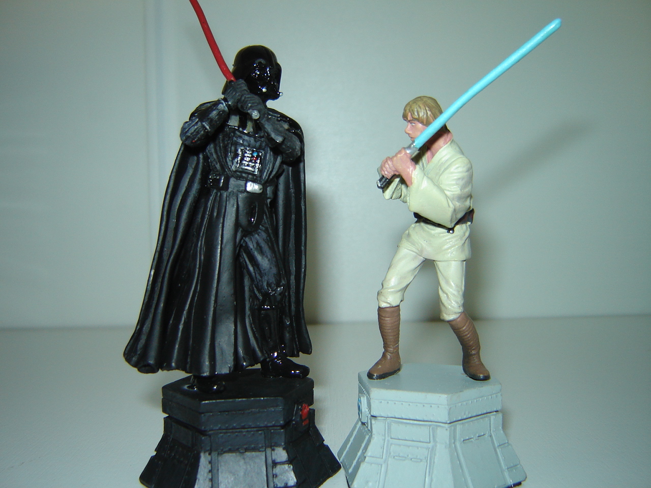 Darth Vader e Luke Skywalker Xadrez Star Wars Coleção Planeta DeAgostini  Compre Agora