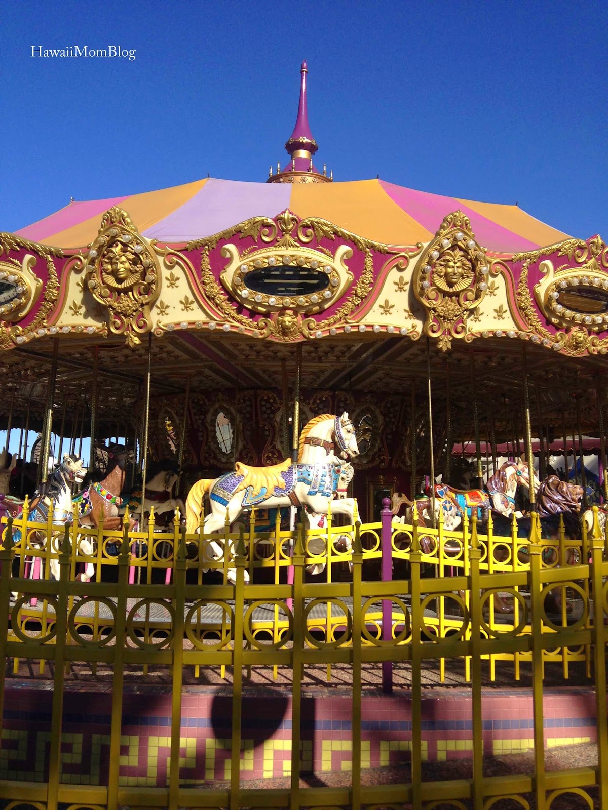 Hawaii Mom Blog Visit Phoenix CastlesnCoasters