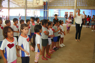 ALUNOS DO 1°C E PROFESSORA SANDRA