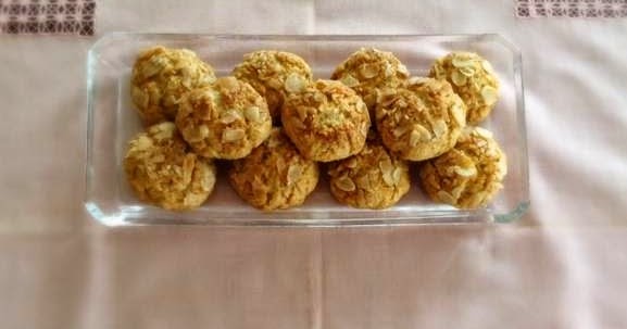 BALLI BADEMLİ KURABİYE Ayla Demir