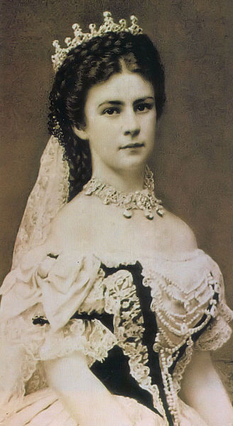 This is What Elisabeth of Austria Looked Like  in 1857 