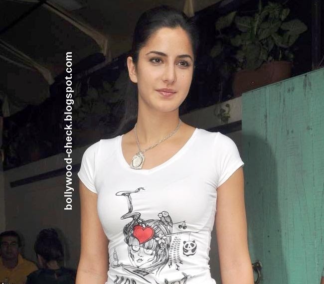 Bollywood-Check: Katrina Kaif without makeup photos - candid images
