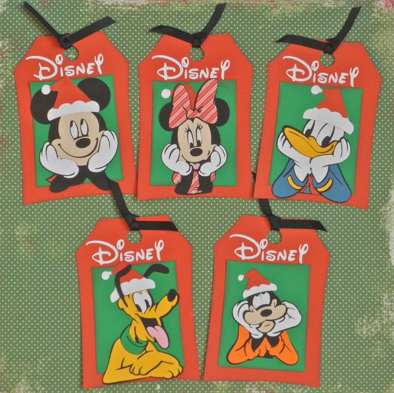 Cricut Crazy Scrapper Disney Christmas tags!