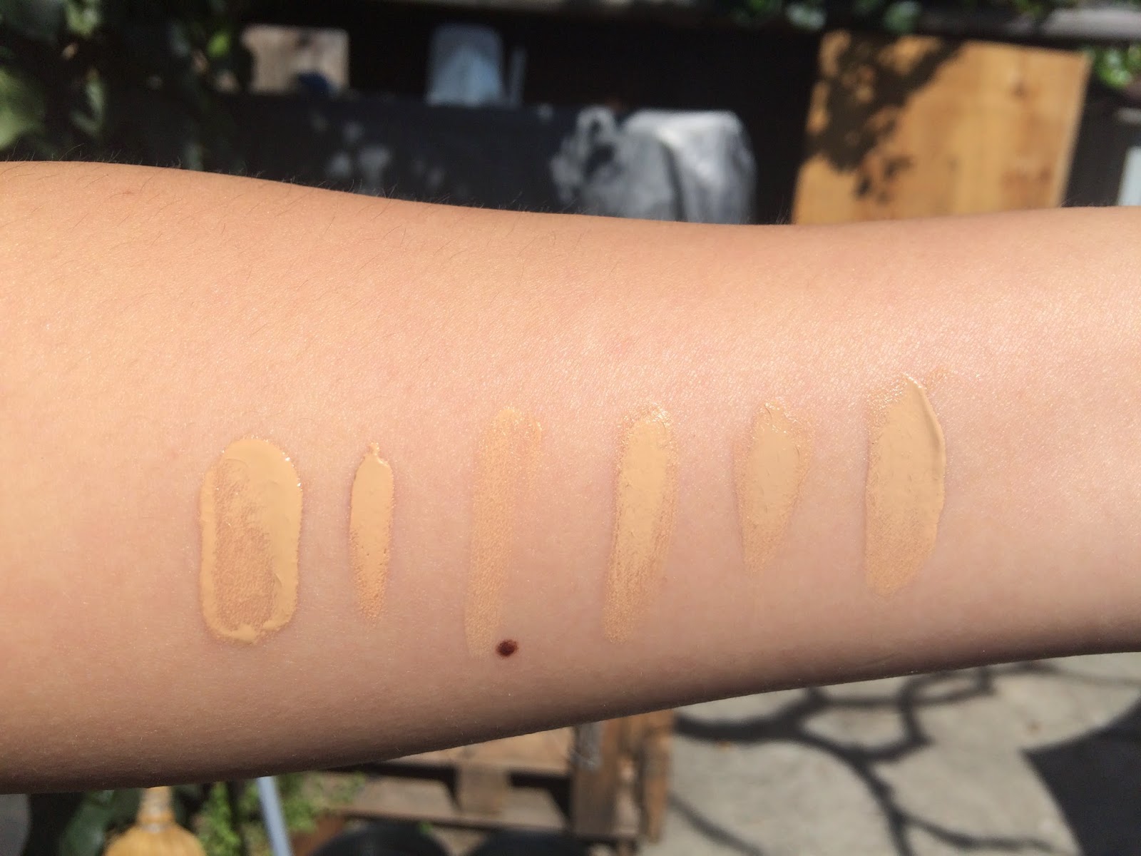 Bareminerals Complexion Rescue Tinted Hydrating Gel Cream Ginger 06 Health Beauty Makeup On Carousell