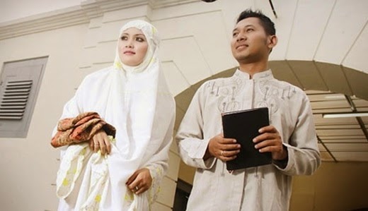Berhijab Memudahkan Jodoh Berhijab Memudahkan Jodoh