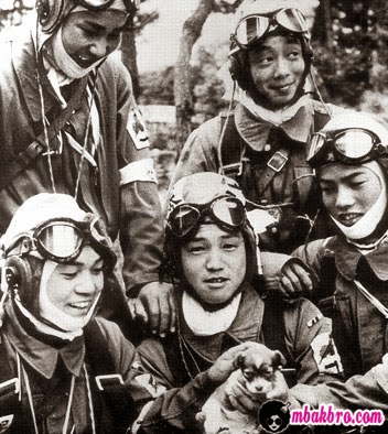 Yukio Araki dkk. Yukio Araki dkk.