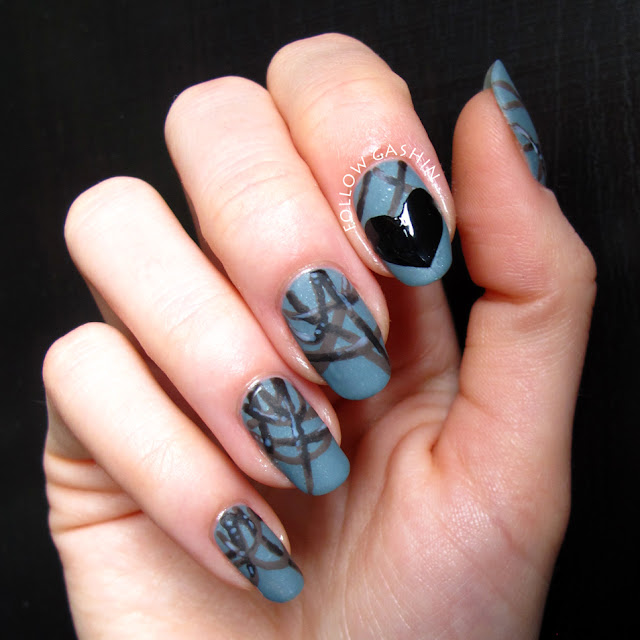 Black Day Mani: indoors, daylight (cloudy)