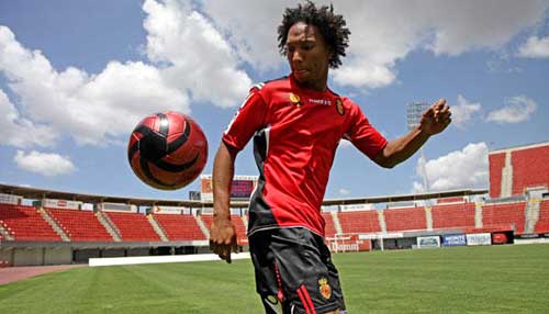 Villarreal a punto fichaje de De Guzmán Villarreal a punto fichaje de De Guzmán