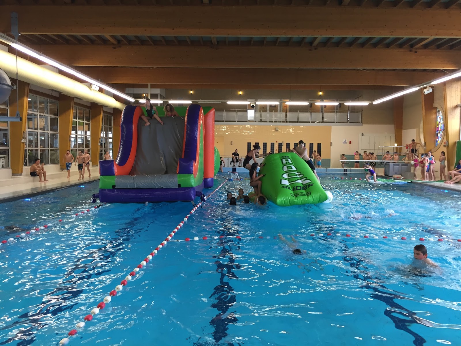 Derde Graad Zweminstuif