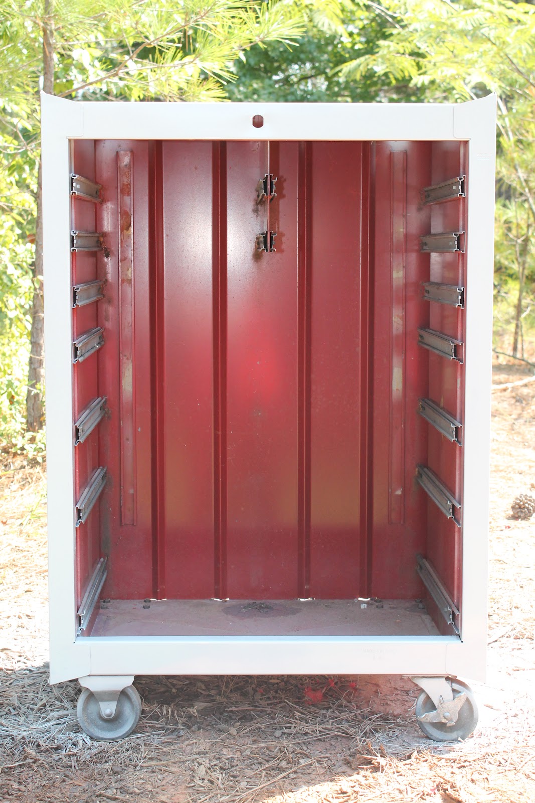 Texas Homemaking Upcycling in the Garden Tool Box Conversion, Part 1