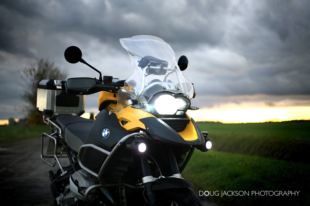 http://2.bp.blogspot.com/-PnJZnLxvZVU/UQlpN6GCrxI/AAAAAAAABUc/mvk232AcXk0/s1600/R1200GS+WALLPAPER+(5).jpg