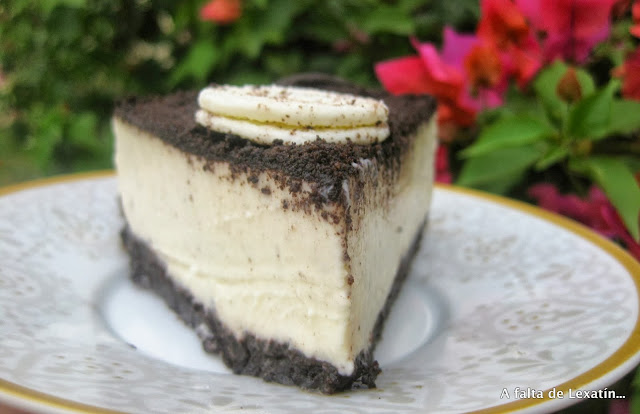 Tarta de galletas Oreo y chocolate blanco