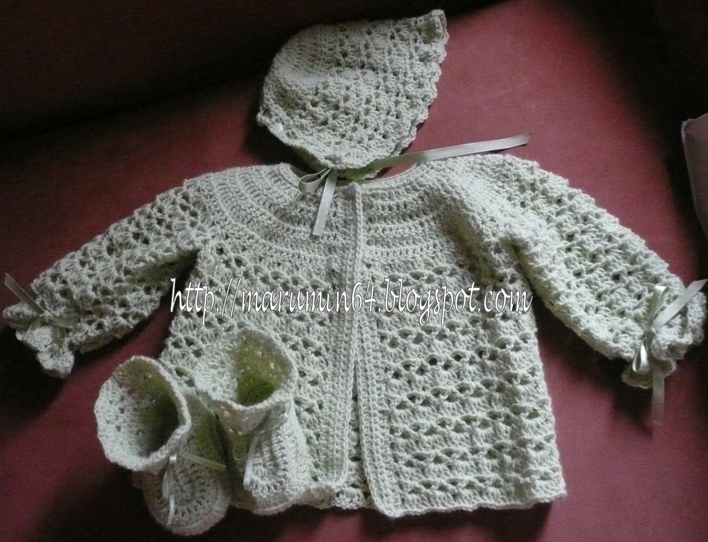 Marumin Crochet Basic Round Yoke Baby Sweater
