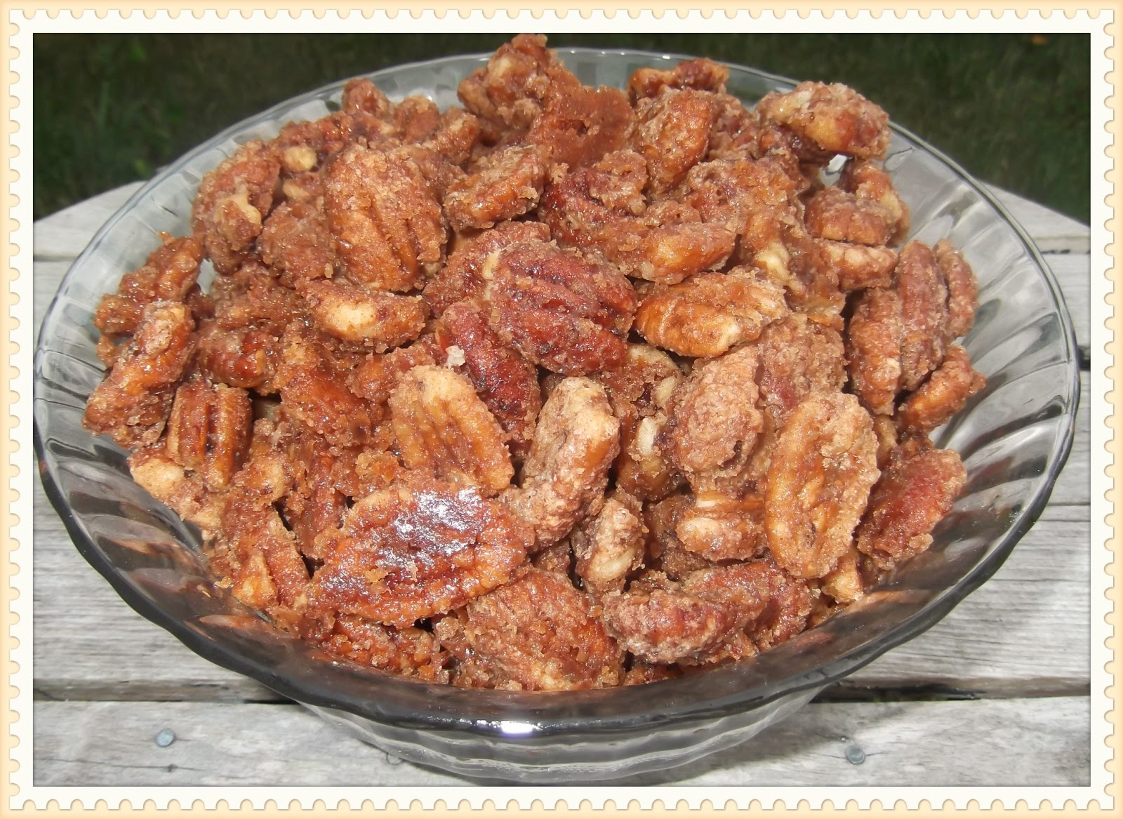 Featured image of post Trisha Yearwood Candied Pecans Perfect for dessert and salad toppings for snacking or as holiday gifts