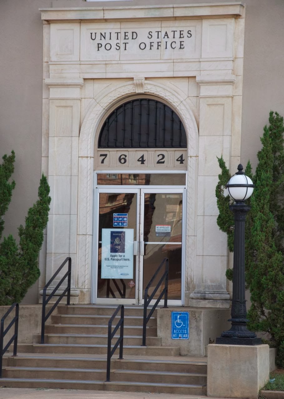 Suzassippi's Lottabusha County Chronicles Breckenridge, Texas New Deal