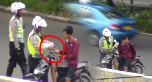 Inilah Tingkah Para Penegak Hukum yang Membuat Citra Polisi Indonesia Makin Jelek di Mata Masyarakat