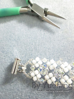 Third closure design attach to sliding magnetic clasp Lady_in_white_bracelet_third__closure_option_attach_to_sliding_magnetic_clasp