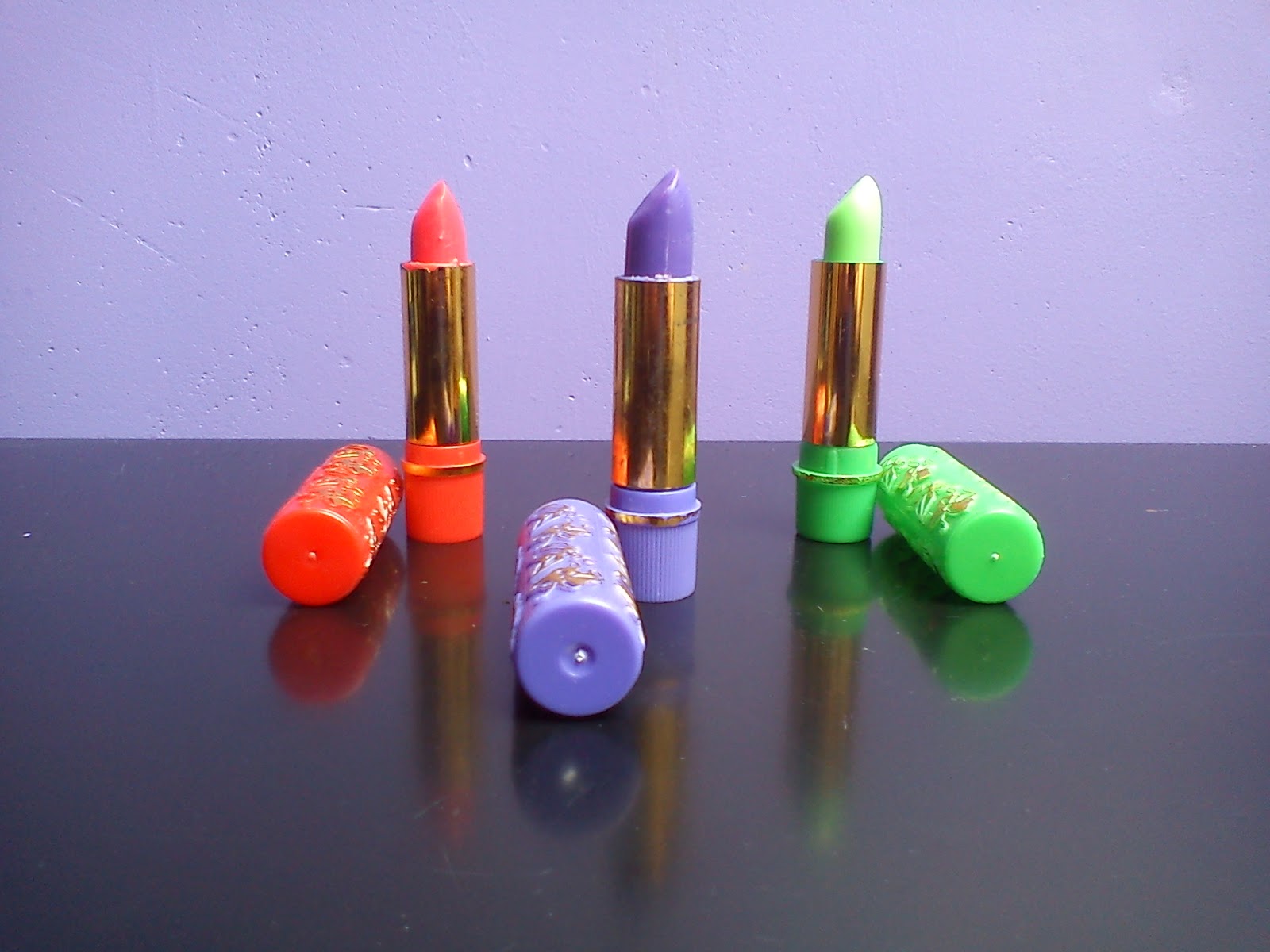 Whatever Beautifies ! Hare Lipstick