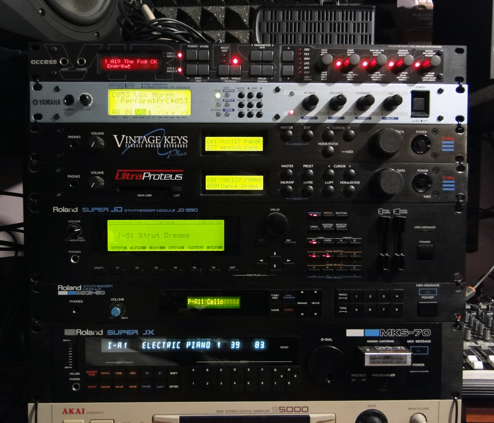 MATRIXSYNTH 7 Rack Synth Bundle