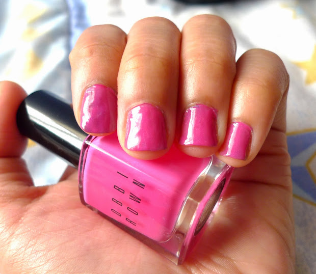 bobbi brown nail polish in pink