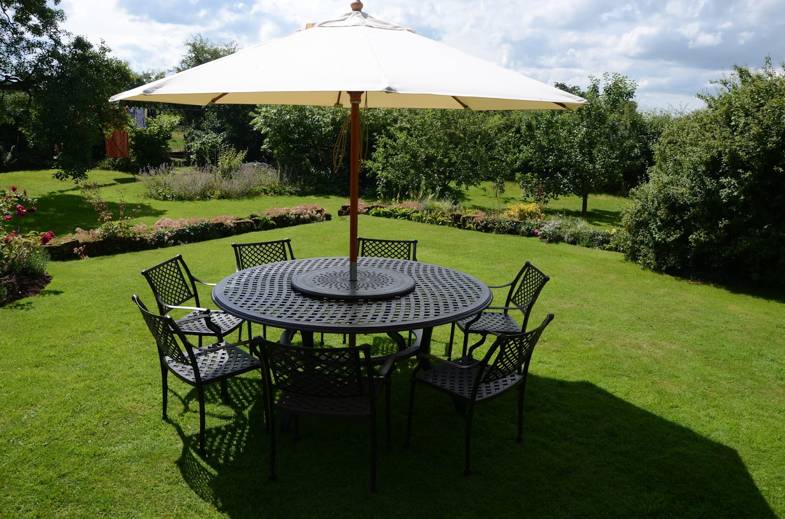 Garden Furniture | Modern patio, Modern patio furniture, Patio