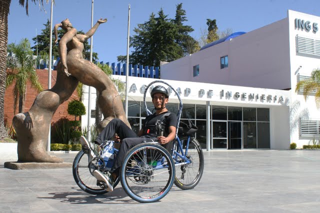 Estudiantes de la Facultad de Ingeniería ganan primer lugar en Human Powered Vehicle Challenge